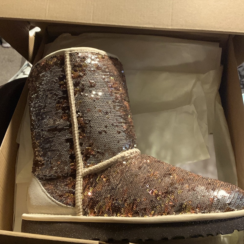 Ugg Sparkle Boots - “No Low Balling”